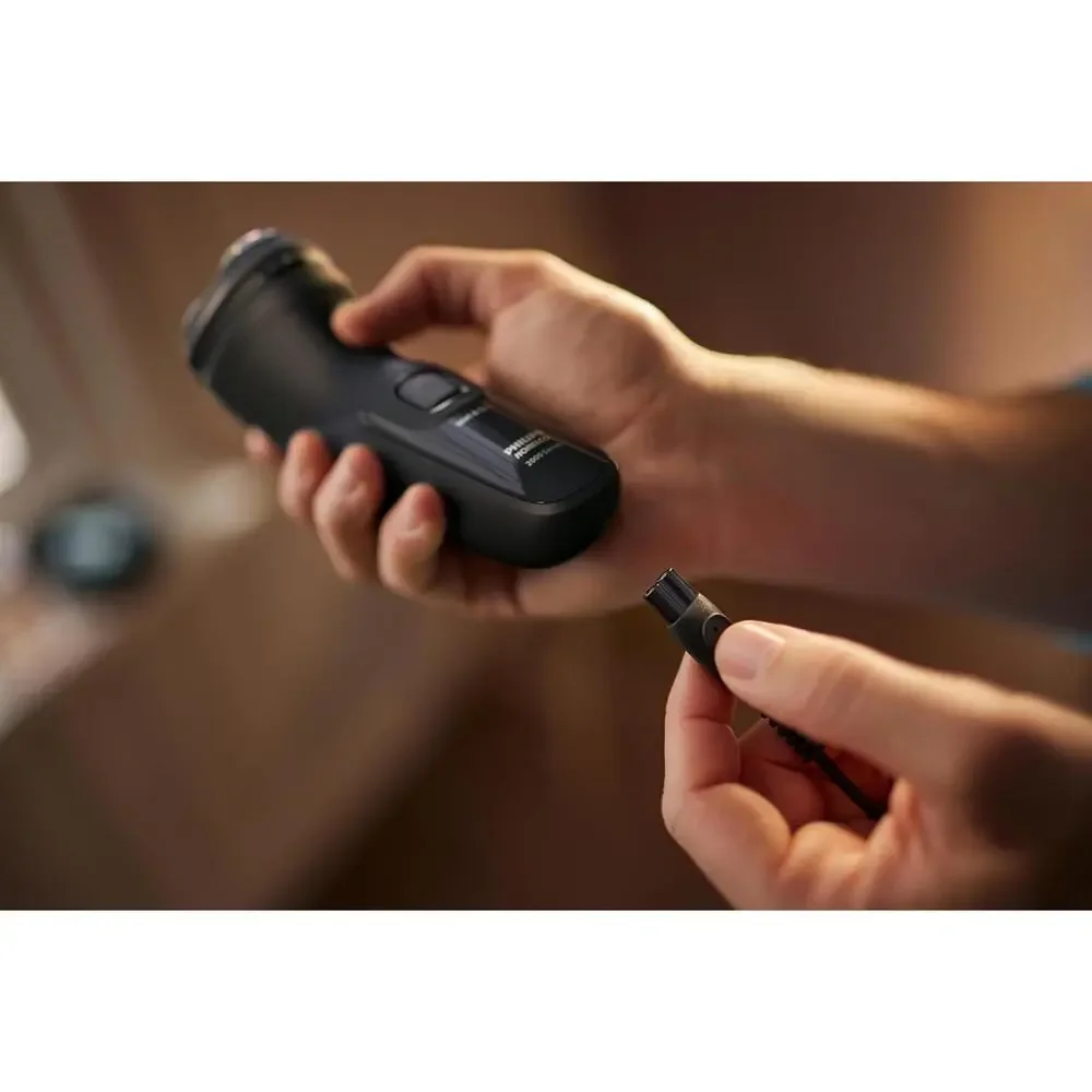 New Philips Norelco Shaver 2400 Series, Wet and Dry Electric Shaver X3001/90